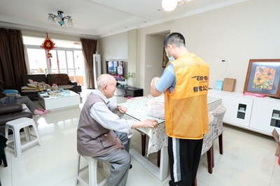 重慶 “家門口”養老從愿景走向現實，6198家服務設施織密幸福網